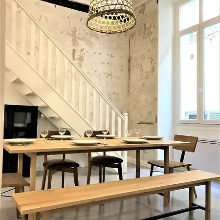 Prefecture Duplex - Old Town